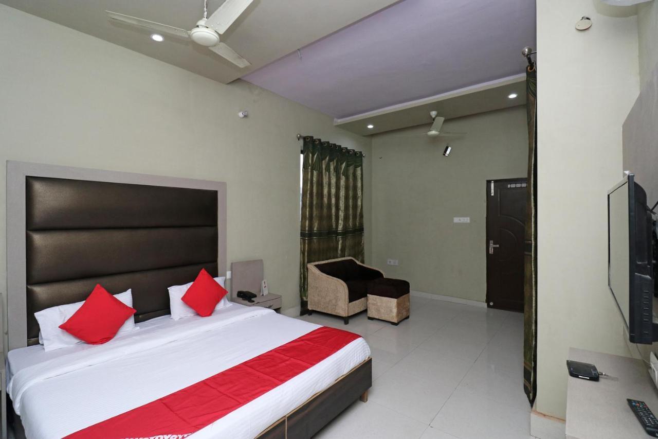 Oyo 19026 Hotel As Karnal Exterior photo