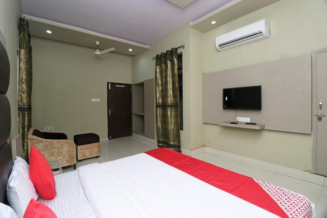 Oyo 19026 Hotel As Karnal Exterior photo
